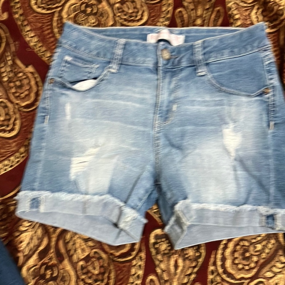 No boundaries blue jean shorts light blue size 5